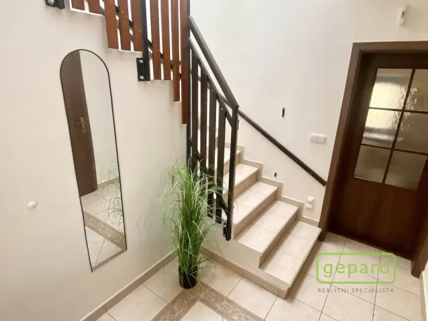 Pronájem rodinného domu, Mníšek pod Brdy, Luční, 150 m2