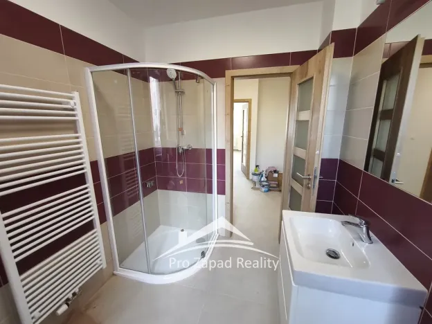 Pronájem bytu 2+kk, Plzeň, Třebízského, 52 m2