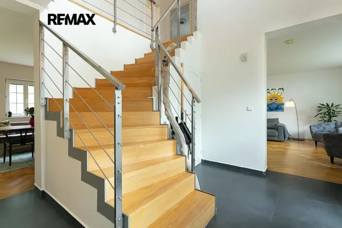Pronájem vily, Praha - Nebušice, Na Malé Šárce, 302 m2