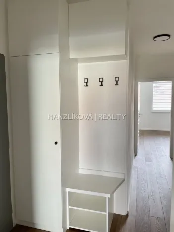 Pronájem bytu 2+kk, České Budějovice - České Budějovice 5, Ledenická, 51 m2