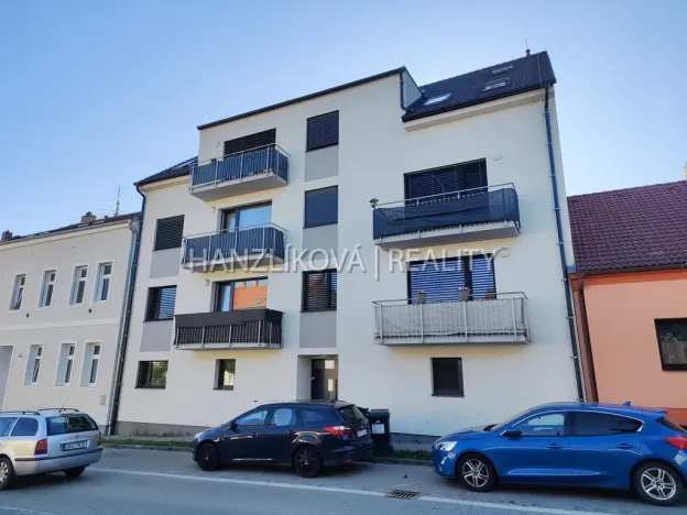 Pronájem bytu 2+kk, České Budějovice - České Budějovice 5, Ledenická, 51 m2