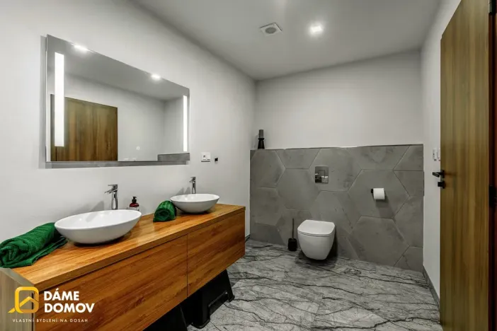 Prodej rodinného domu, Suchov, 308 m2