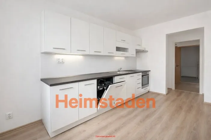 Pronájem bytu 2+1, Havířov - Město, Hlavní třída, 61 m2