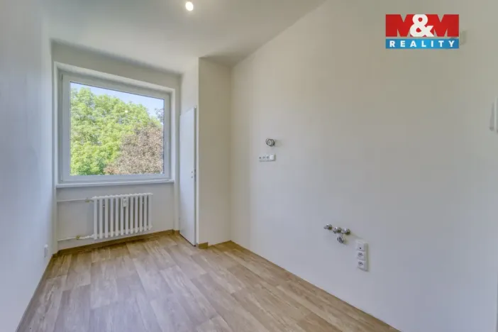 Pronájem bytu 2+1, Stod, nám. ČSA, 60 m2