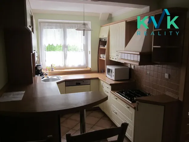 Pronájem bytu 3+1, Karlovy Vary, Šumavská, 77 m2