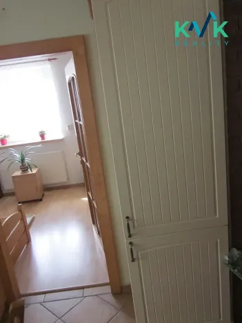 Pronájem bytu 3+1, Karlovy Vary, Šumavská, 77 m2