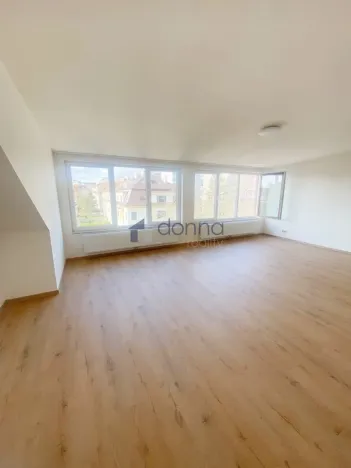 Pronájem bytu 3+1, Praha, Na líše, 134 m2