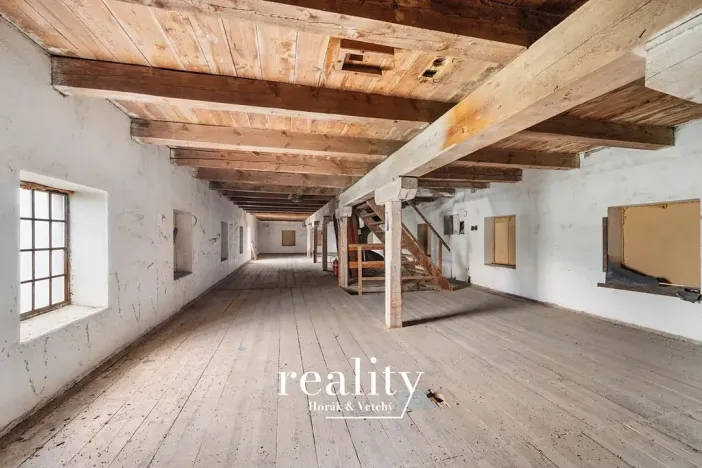 Prodej výrobních prostor, Rozsochatec, 600 m2