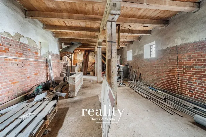 Prodej výrobních prostor, Rozsochatec, 600 m2