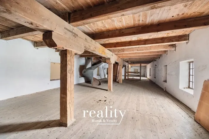 Prodej výrobních prostor, Rozsochatec, 600 m2