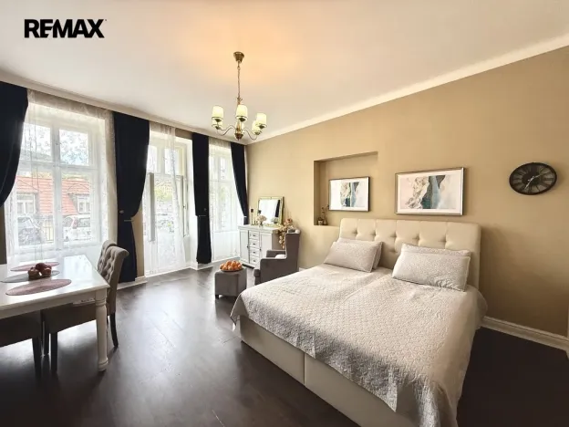 Prodej bytu 2+kk, Karlovy Vary, Pod Jelením skokem, 48 m2