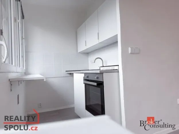 Pronájem bytu 1+kk, Náchod, Pražská, 24 m2