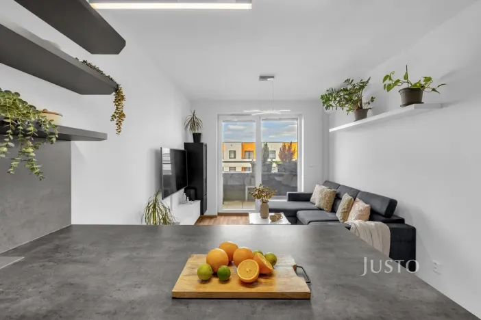 Prodej bytu 3+kk, Praha - Uhříněves, Oty Bubeníčka, 51 m2