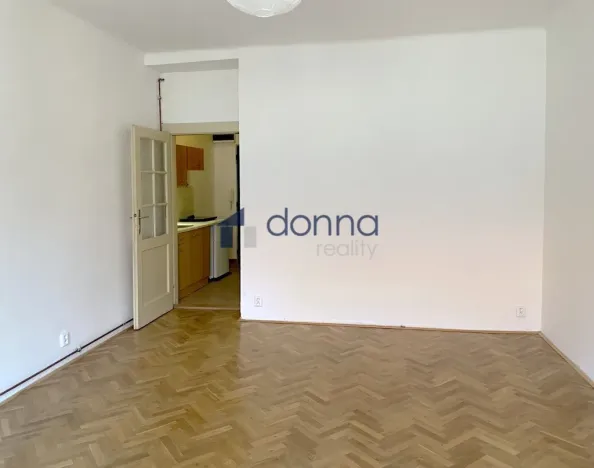 Prodej bytu 1+kk, Praha, Za poštou, 32 m2