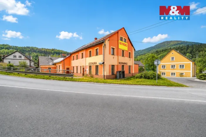 Prodej rodinného domu, Stráž nad Ohří - Boč, 500 m2
