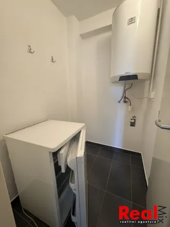 Pronájem bytu 1+kk, Brno - Černá Pole, Krkoškova, 22 m2