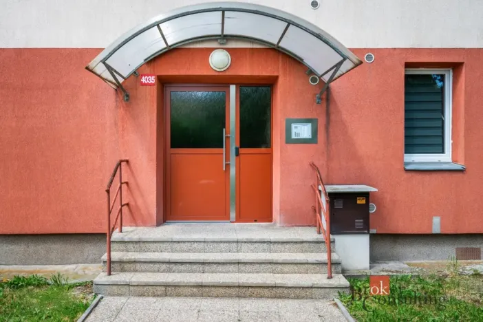 Prodej bytu 3+1, Chomutov, Cihlářská, 74 m2