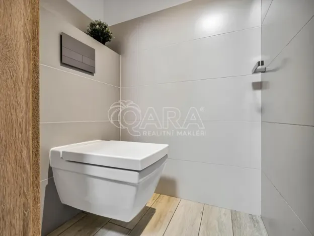 Pronájem bytu 3+kk, Dolní Břežany, Ke Kapličce, 80 m2