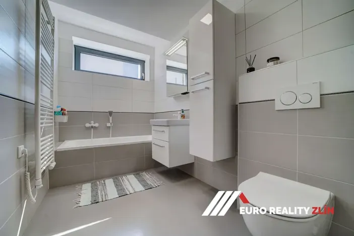 Pronájem vily, Zlín, Ovsíková, 145 m2