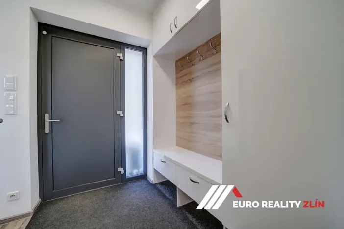 Pronájem vily, Zlín, Ovsíková, 145 m2