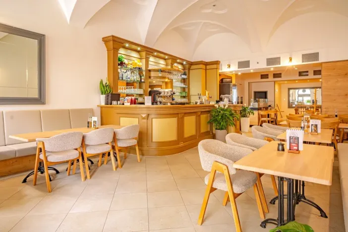 Pronájem restaurace, Brno, náměstí Svobody, 270 m2