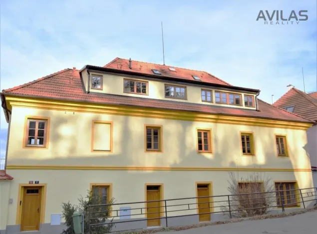 Pronájem bytu 1+kk, Týnec nad Sázavou, Klusáčkova, 45 m2