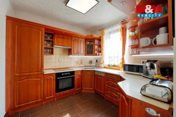 Prodej rodinného domu, Líšťany, 115 m2
