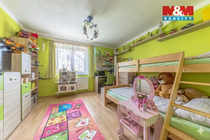 Prodej rodinného domu, Chuchelna, 250 m2