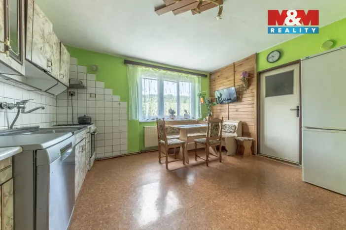 Prodej rodinného domu, Chuchelna, 250 m2
