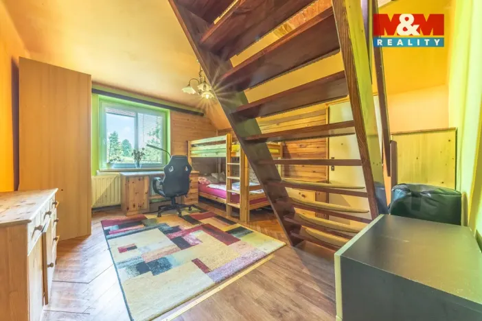 Prodej rodinného domu, Chuchelna, 250 m2
