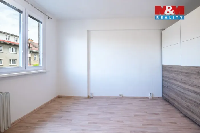 Pronájem bytu 2+1, Strakonice - Strakonice II, Bezděkovská, 52 m2