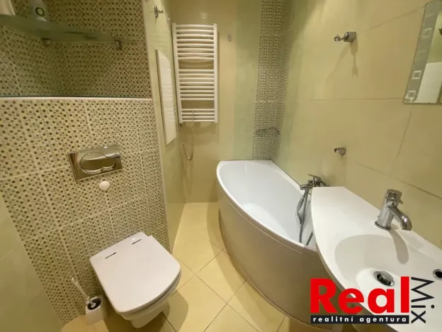 Pronájem bytu 1+1, Brno - Bystrc, Černého, 34 m2