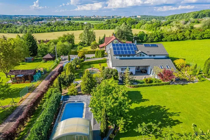 Prodej rodinného domu, Bruzovice, 320 m2