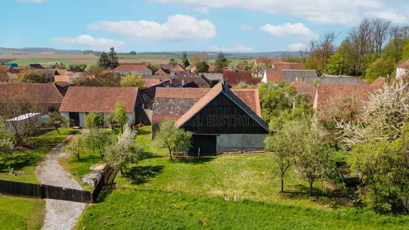 Prodej zemědělské usedlosti, Krasonice, 350 m2