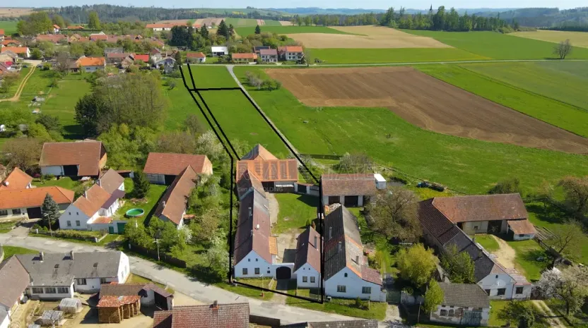Prodej zemědělské usedlosti, Krasonice, 350 m2