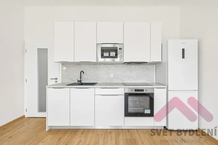 Pronájem bytu 2+kk, Praha - Nusle, Na Pankráci, 60 m2