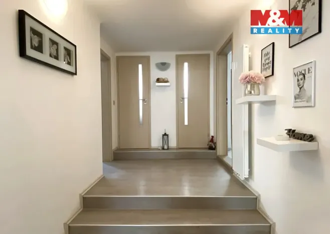 Pronájem bytu 3+kk, Praha - Střešovice, U střešovických hřišť, 95 m2