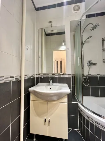 Pronájem bytu 1+kk, Ostrava - Poruba, Podroužkova, 31 m2