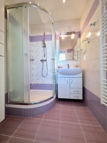 Prodej bytu 3+1, Třebíč, Čeloudova, 72 m2