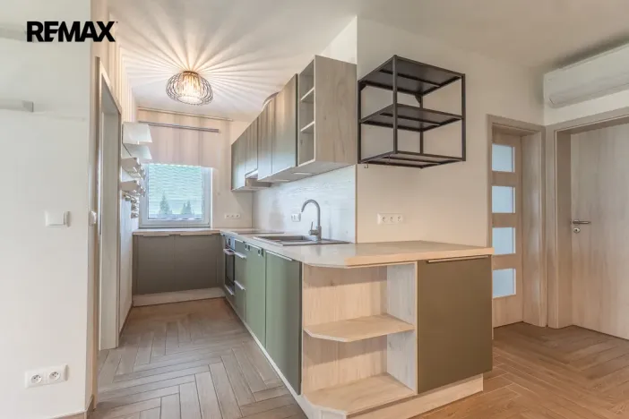 Prodej bytu 3+kk, Fryšták - Horní Ves, Komenského, 57 m2