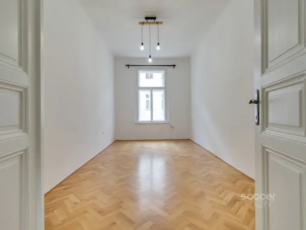 Pronájem bytu 2+kk, Praha - Žižkov, Jeronýmova, 36 m2