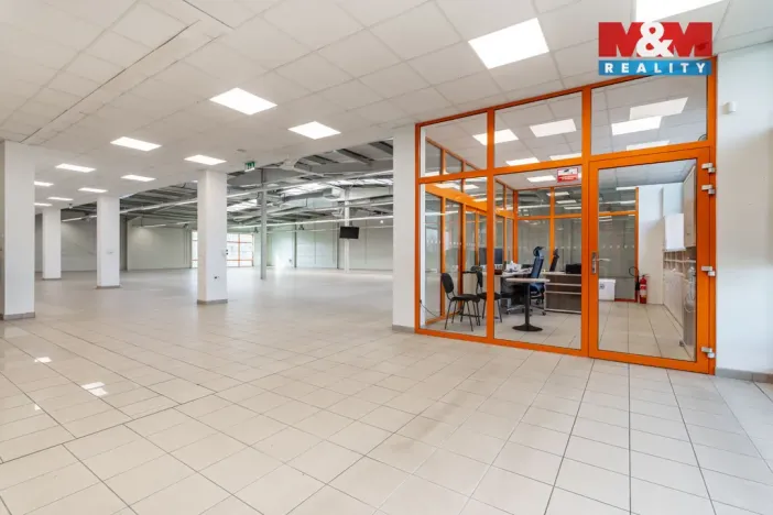 Prodej obchodního prostoru, Žďár nad Sázavou - Žďár nad Sázavou 1, Brněnská, 1224 m2