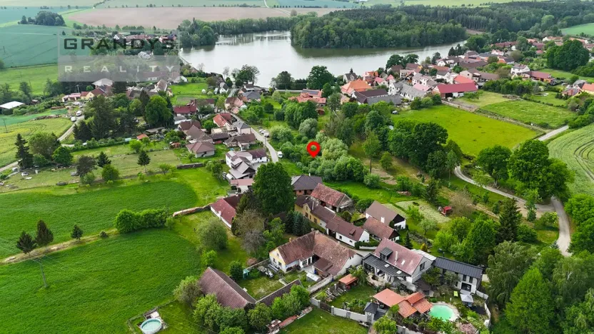 Prodej pozemku pro bydlení, Borovany, 677 m2