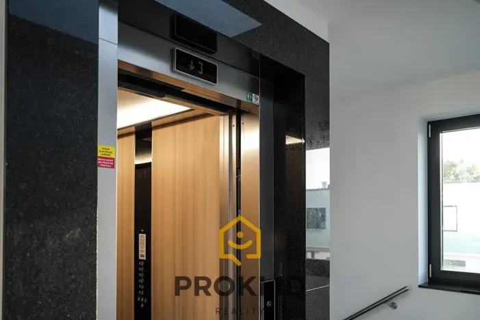 Prodej bytu 2+kk, Olomouc, Třída Jiřího Pelikána, 59 m2