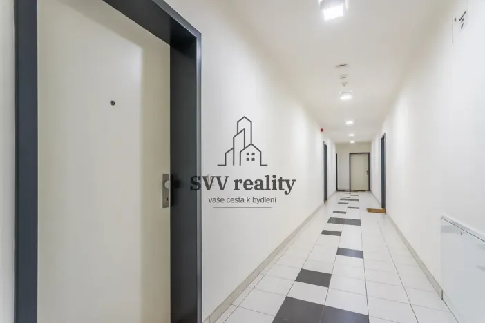 Pronájem bytu 1+kk, Praha - Vysočany, Strnadových, 34 m2