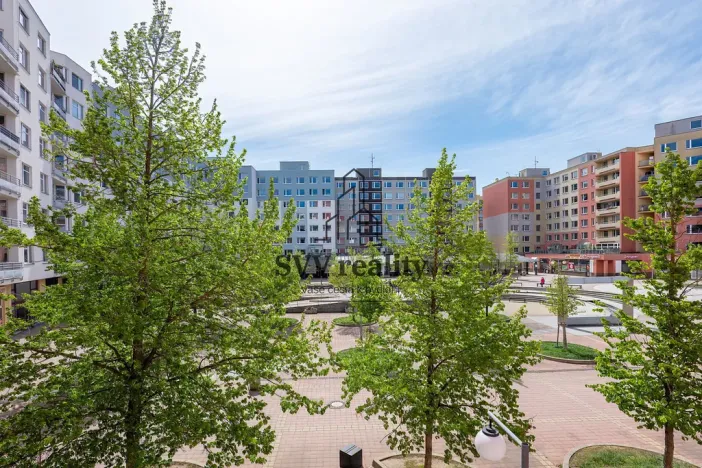 Prodej bytu 2+kk, Praha - Hlubočepy, Trnkovo náměstí, 43 m2