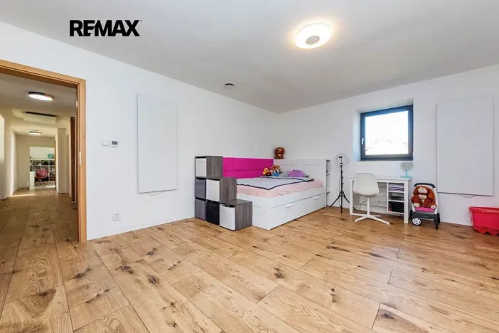 Prodej činžovního domu, Černuc, 330 m2