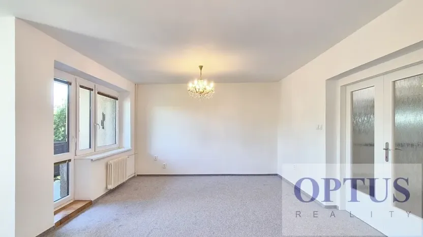 Pronájem rodinného domu, Praha - Háje, K jezeru, 302 m2