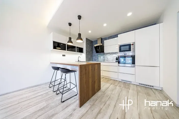 Pronájem bytu 2+kk, Olomouc, Aloise Rašína, 70 m2