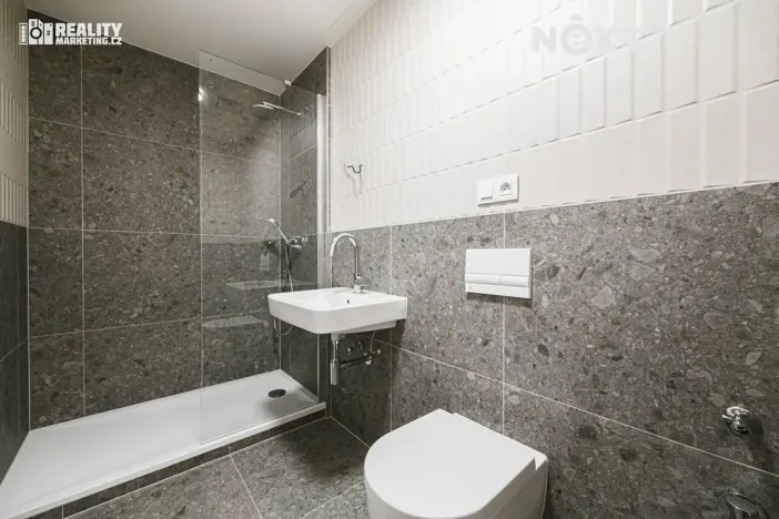 Pronájem bytu 1+kk, Brno, Bratislavská, 37 m2